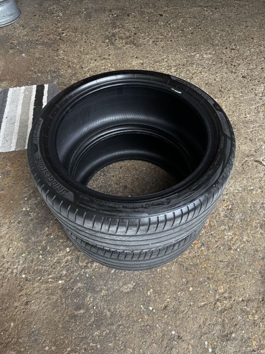 245 40 19 Bridgestone dot 0923 98y