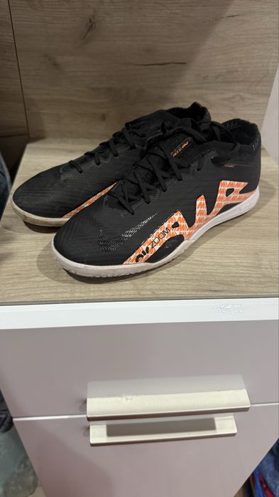 Футбольные кеды,Nike профессиональные