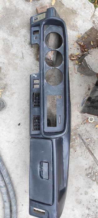 Панель приборов Москвич 2140