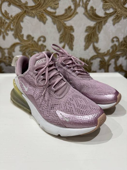 Кроссовки Nike Air 270, оригинал, б/у 36-36,5 размер