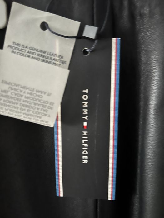 Fusta piele naturala, Tommy Hilfiger, noua cu eticheta mas S .
