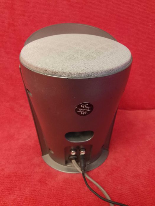 Колона за компютър.