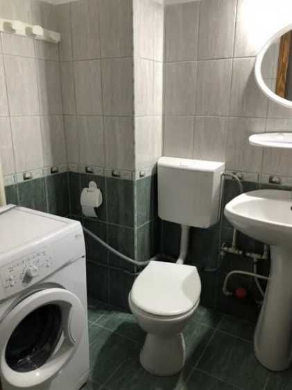 Дава се под наем Двустаен апартамент в Пловдив, Център - 52 кв.м за 290.7 € - Снимка #2