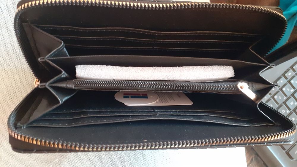 Продам кошелёк новый