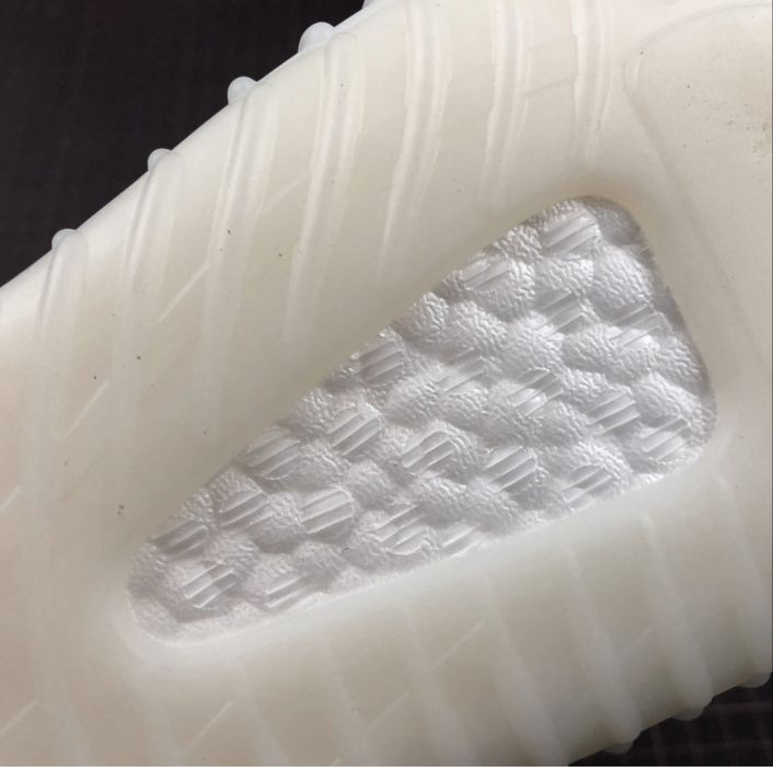 Yeezy 350v2