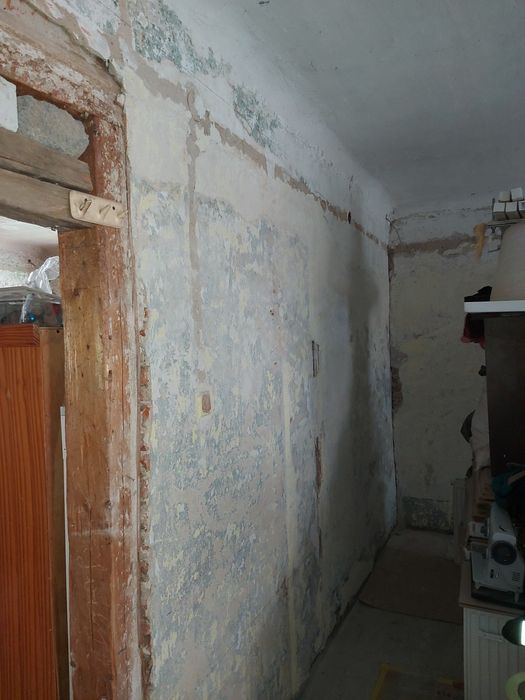 Apartament la casă de vânzare !
