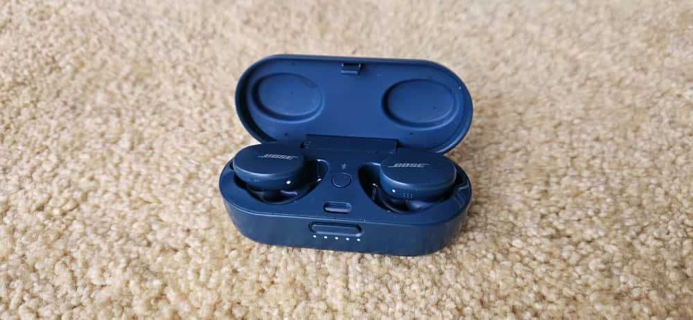 Vand Casti Bose Sport Earbuds second ( casca dreapta nu mai merge )