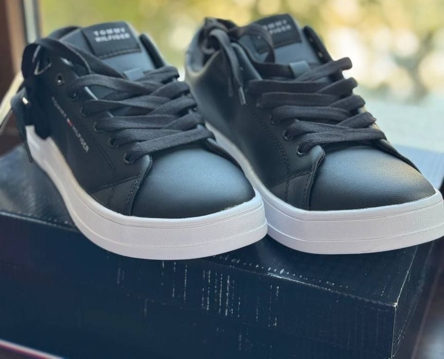 Продажа стильной мужской обуви Tommy Hilfiger.  40-44 размеры