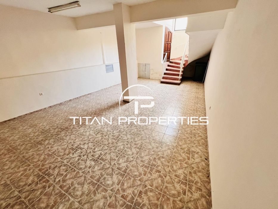 Дава се под наем Магазин в Бургас, Център - 189 кв.м за 612 € - Снимка #9