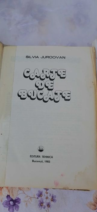 carti  de  bucate 3 buc.  220 toate