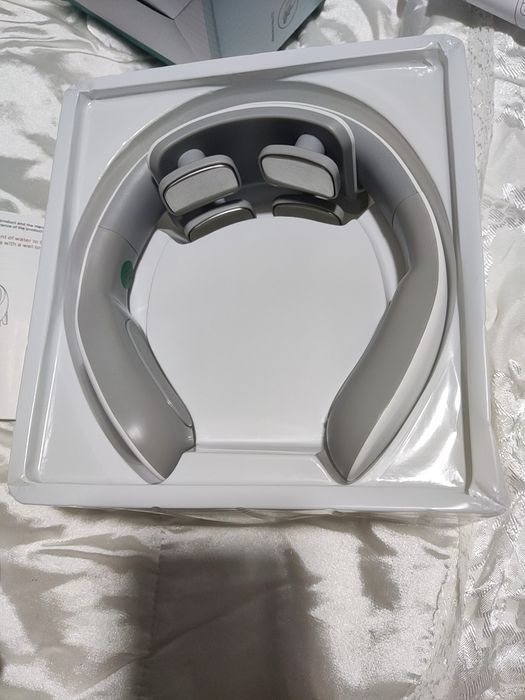 Массажёр для шеи