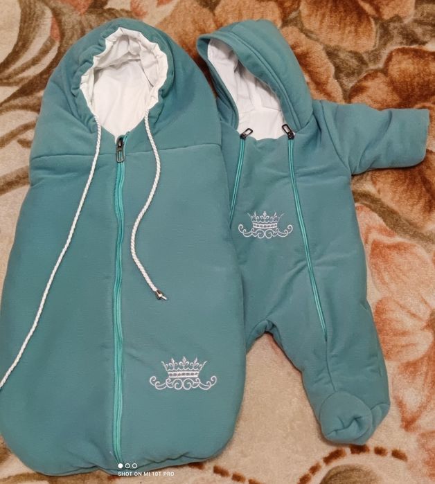 Продаю детский комбинезон