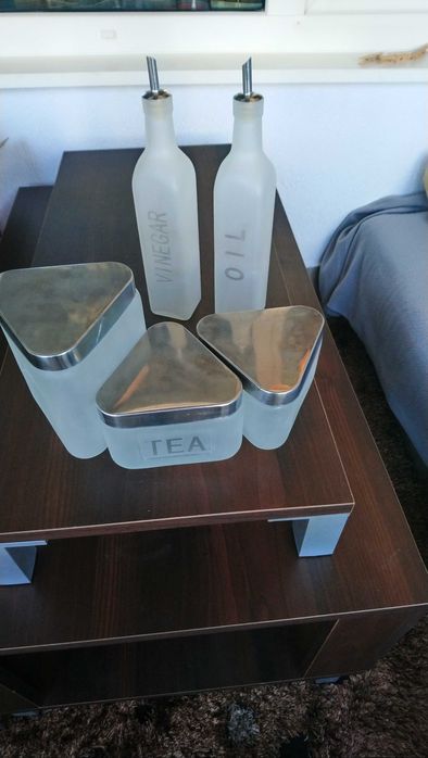 Комплект съдове за съхранение