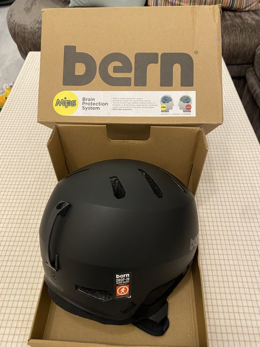 Vand casca ski Bern cu Mips