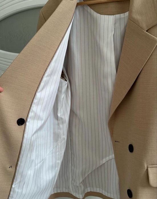 Пиджак женский М-л размер