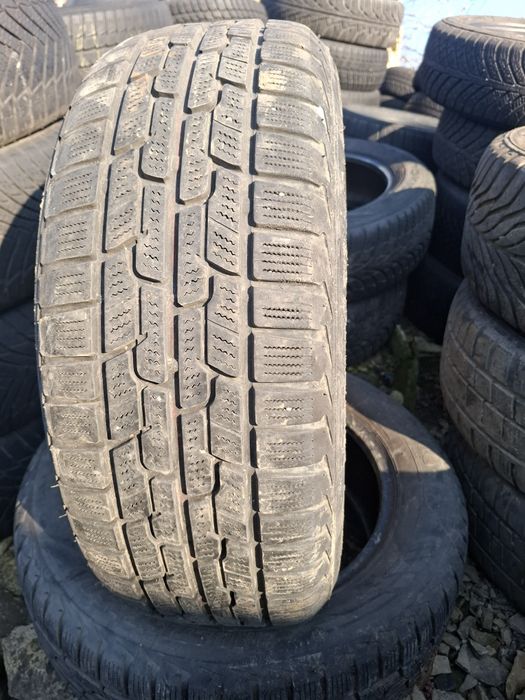 Vand 2 anvelope 195 60 15 firestone de iarna bune