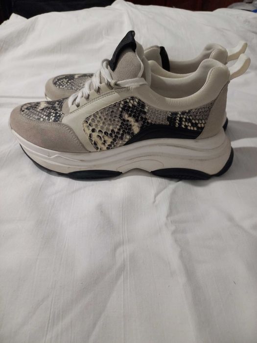 Дамски сникърси естествена кожа