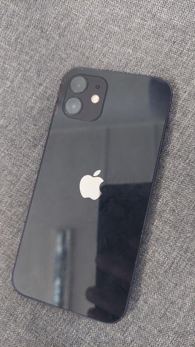 iphone 12  64GB Черен Цвят