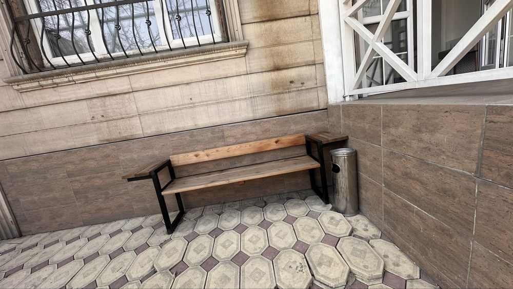 Скамейка уличная