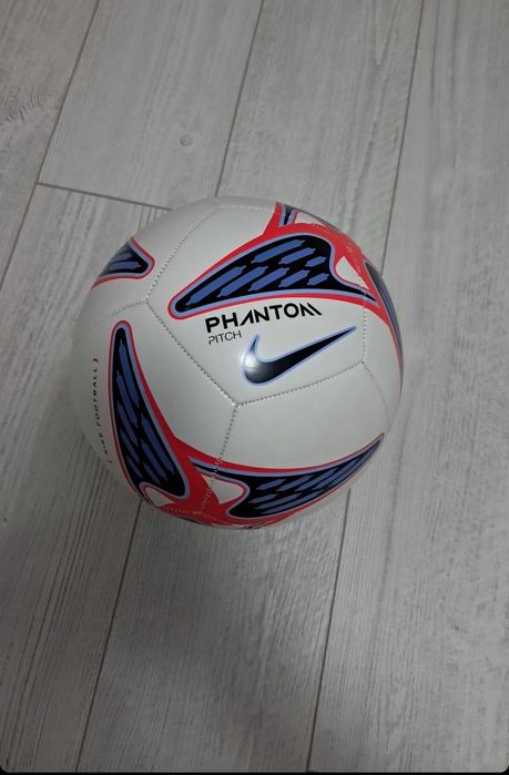 Vând mine Nike Phantom