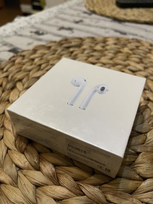 Air Pods 2 + чехол в подарок