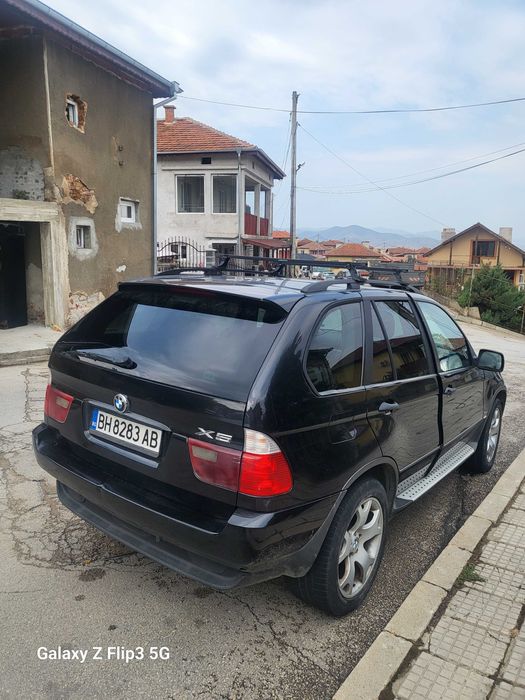 Bmw x5 Dizel 3.0.  Скоросна кутия е ръчка..