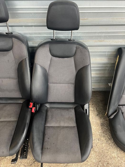 Кожен салон Mercedes-Benz C-Class w204 седан ел частично ном 992