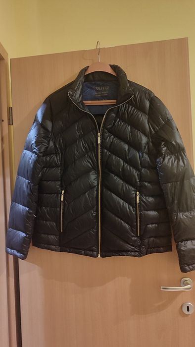 Продава дамски якета