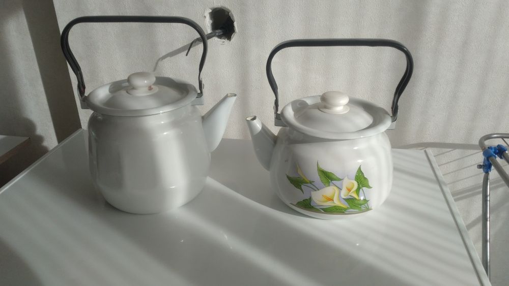 Чайники эмалированные