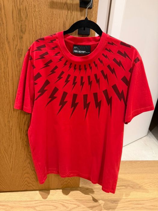 Дизайнерски оригинални тениски Burberry, Jacquemus, Neil Barett