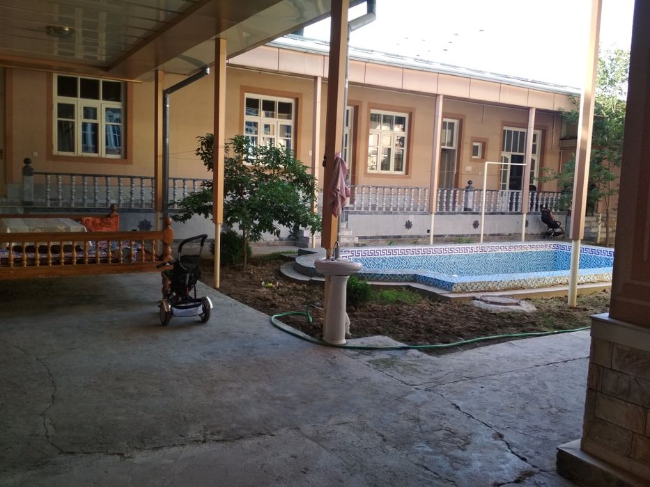 Algaritmda uy sotiladi