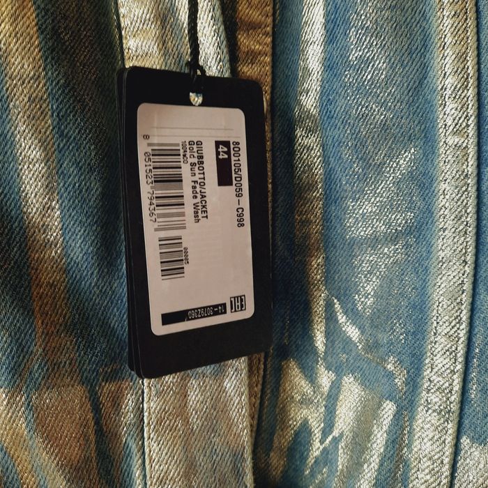 Оригинално дамско дънково яке на Patriza pepe