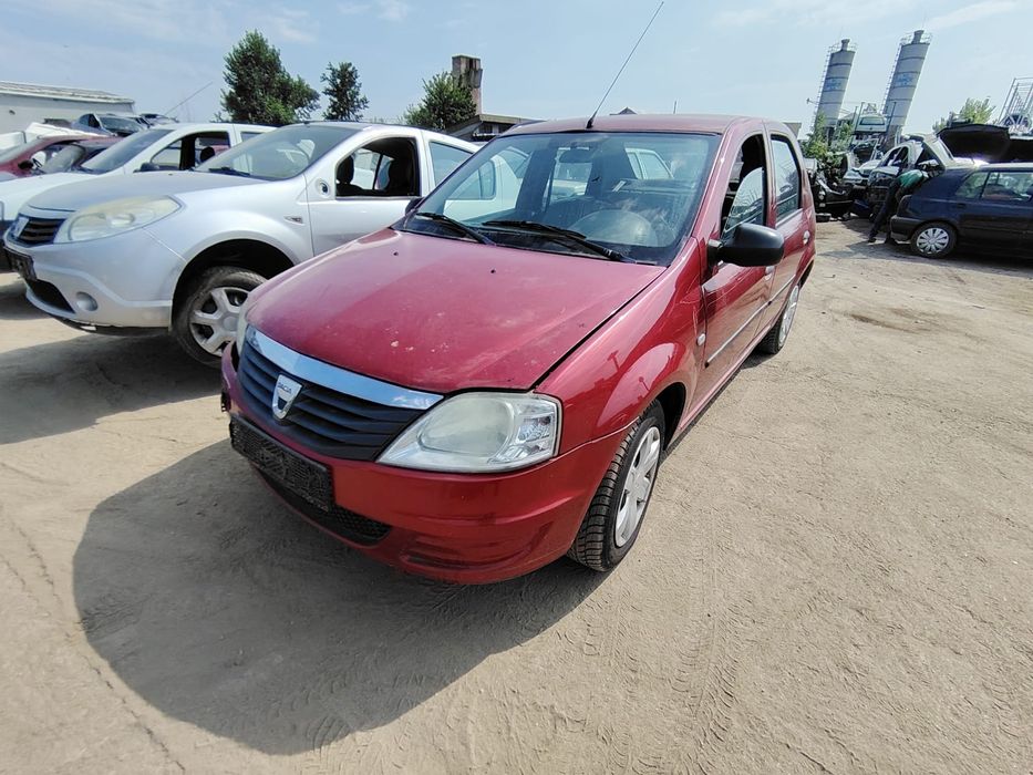 Usa stanga fata Dacia Logan 2009 1.4 MT (75 hp)
