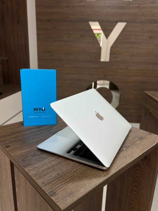 MacBook Air | Stare Buna | Silver | 256 GB | Posibilitate In Rate .