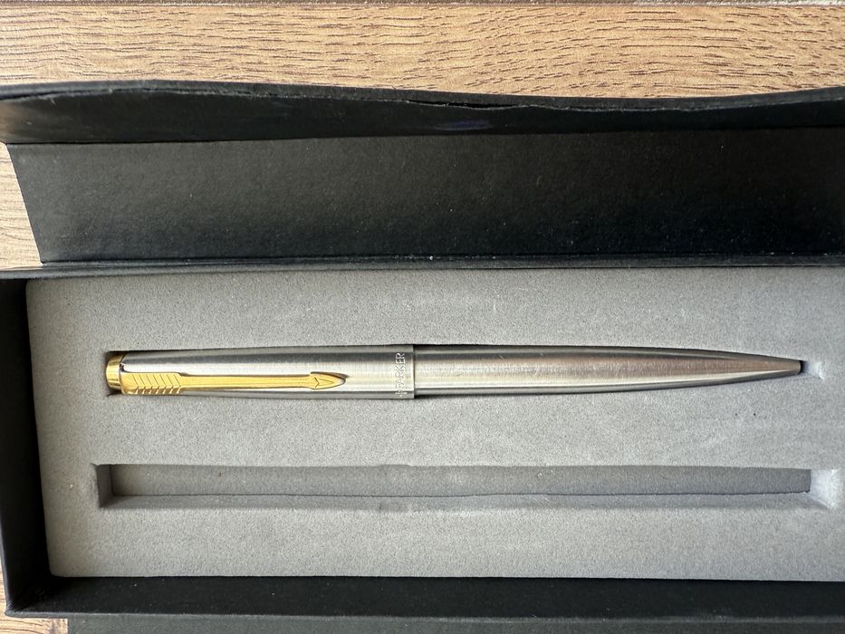 Ручка шариковая Parker