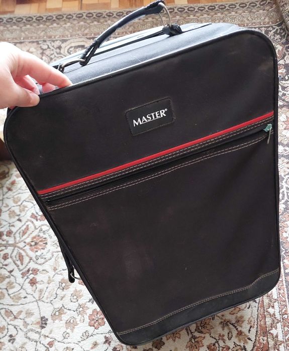 Маневрен куфар среден размер