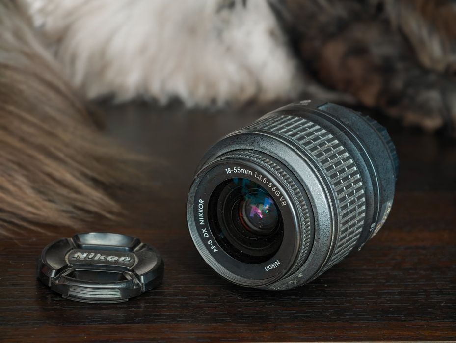 Pachet Nikon D5300 + 3 obiective (50mm 1.4G, 18-55mm, 70-210mm)