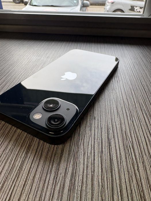 Перфектен! Iphone 13