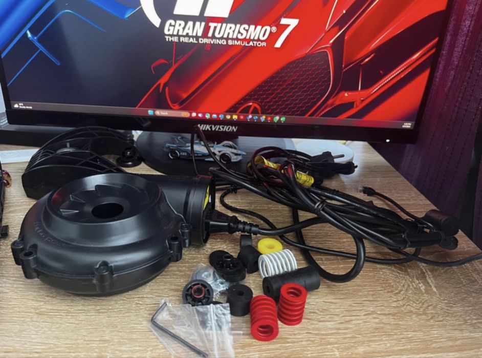 Volan gaming Thrustmaster TGT 2 PC, PS4, PS5