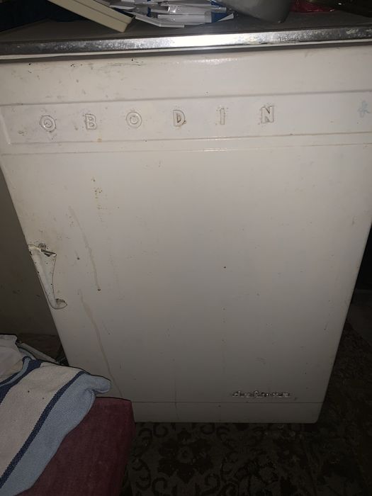 Ретро хладилник OBODIN