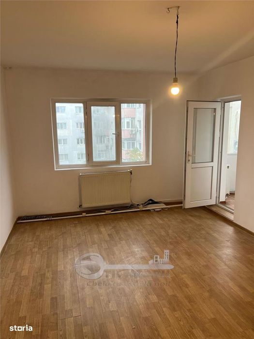 Apartament 3 camere decomandat- NICOLINA