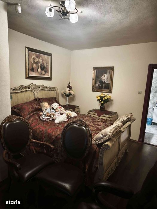 Casa impozanta in inimaSibiului,8camere ,saseasca,mobilier de colectie