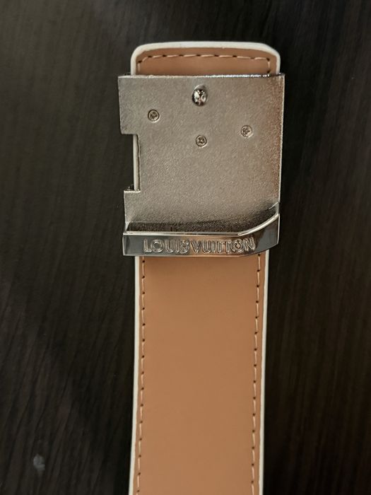 Curea Louis Vuitton