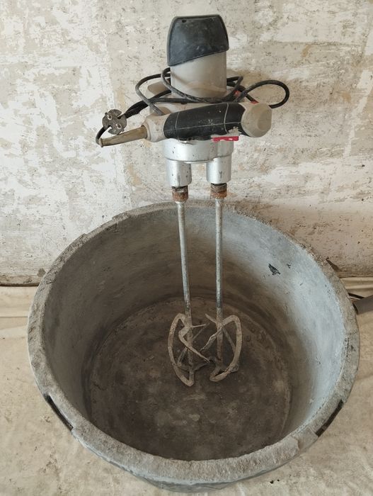 Миксер для смесей.