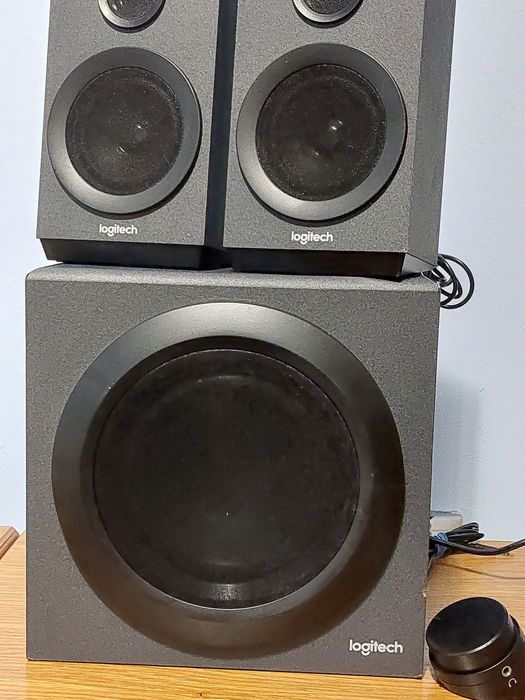 Livrare 5 LEI Boxe PC 2.1 Logitech Z333 40W, subwoofer activ