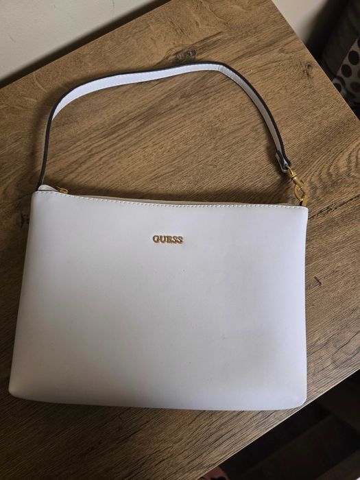 Guess нова оригинална дамска чанта 2в1