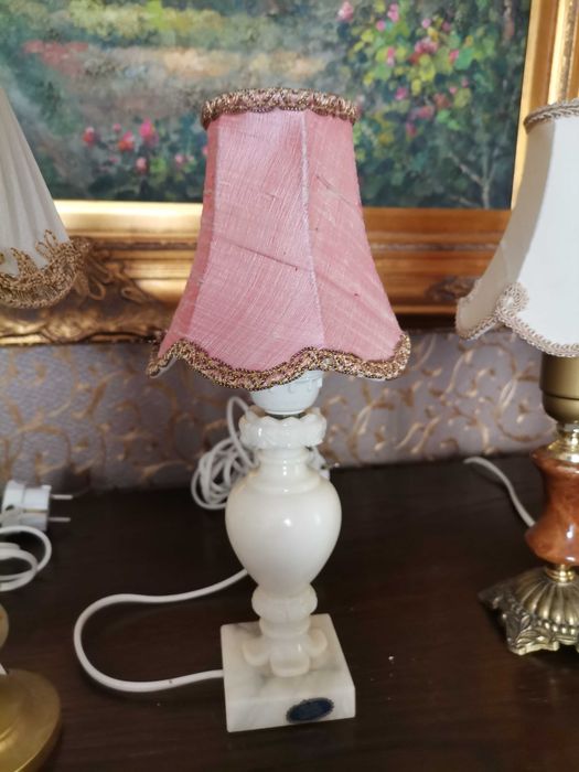 Малки настолни лампи мрамор ,месинг