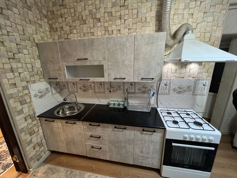 Сергели 6а да 2*3 хонали хамма шароитлари билан ижарага берилади……