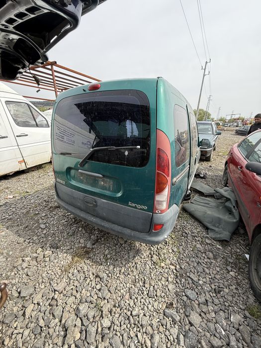 2 броя Renault Kangoo 1.9 дизел  на части