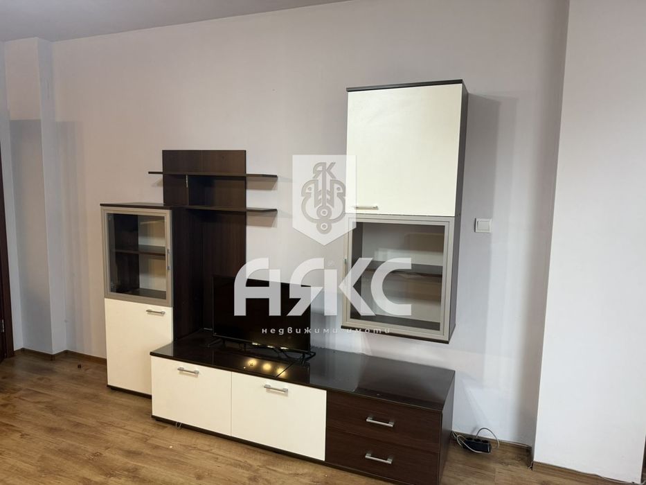 Дава се под наем Двустаен апартамент в София, Редута - 76 кв.м за 600 € - Снимка #1